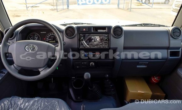 Buy Import Toyota Land Cruiser White Car in Import - Dubai in Ahal Buy Import Toyota Land Cruiser White Car in Import - Dubai in Ahal
