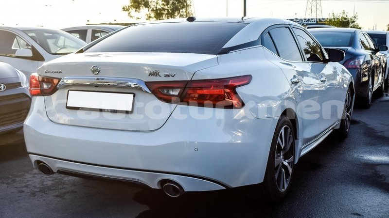 Big with watermark nissan maxima ahal import dubai 1507