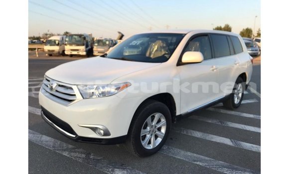 Buy Import Toyota Highlander White Car in Import - Dubai in Ahal Buy Import Toyota Highlander White Car in Import - Dubai in Ahal