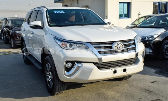 Buy Import Toyota Fortuner White Car in Import - Dubai in Ahal Buy Import Toyota Fortuner White Car in Import - Dubai in Ahal