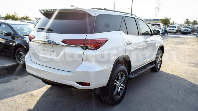Big with watermark toyota fortuner ahal import dubai 1552