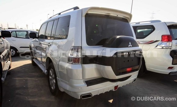 Buy Import Mitsubishi Pajero White Car in Import - Dubai in Ahal Buy Import Mitsubishi Pajero White Car in Import - Dubai in Ahal