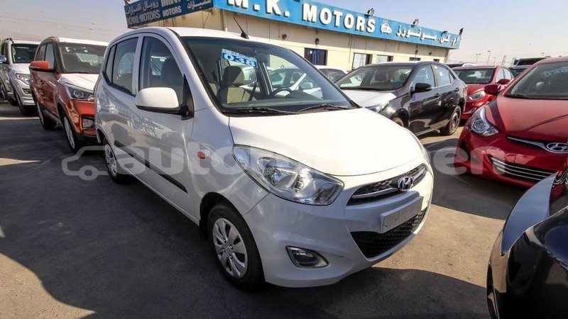 Big with watermark hyundai i10 ahal import dubai 1559