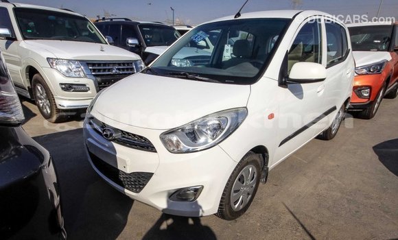 Buy Import Hyundai i10 White Car in Import - Dubai in Ahal Buy Import Hyundai i10 White Car in Import - Dubai in Ahal