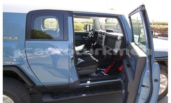 Buy Import Toyota FJ Cruiser Blue Car in Import - Dubai in Ahal Buy Import Toyota FJ Cruiser Blue Car in Import - Dubai in Ahal