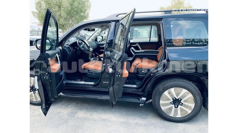 Big with watermark toyota land cruiser ahal import dubai 1571