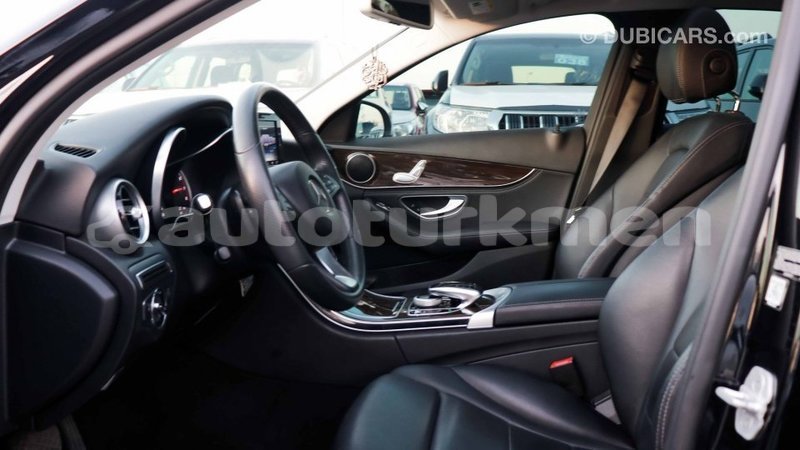 Big with watermark mercedes benz 190 ahal import dubai 1576