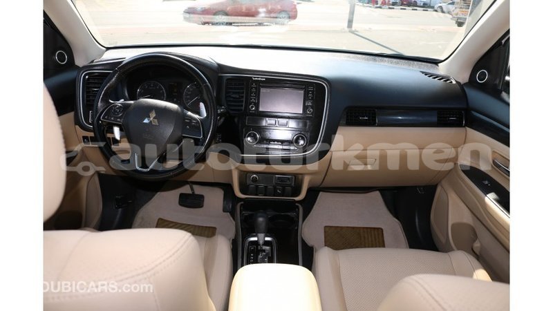 Big with watermark mitsubishi outlander ahal import dubai 1577
