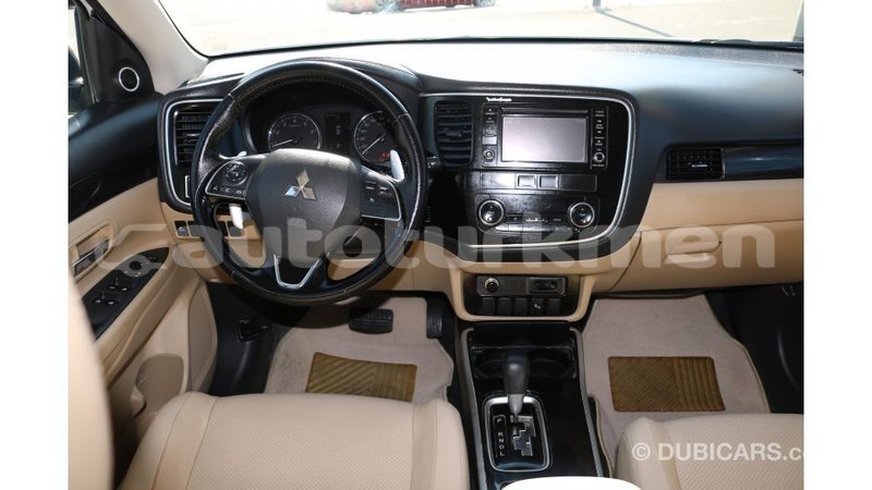 Big with watermark mitsubishi outlander ahal import dubai 1577