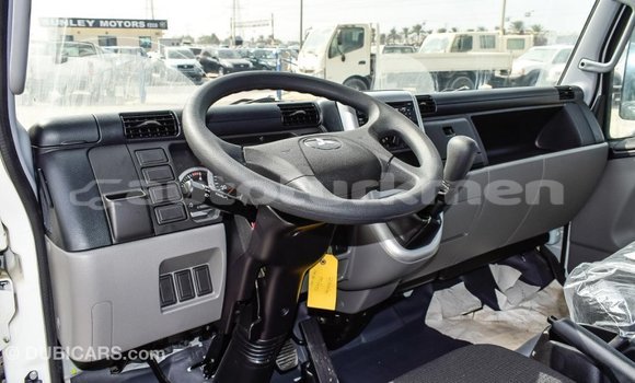 Buy Import Mitsubishi Carisma White Car in Import - Dubai in Ahal Buy Import Mitsubishi Carisma White Car in Import - Dubai in Ahal