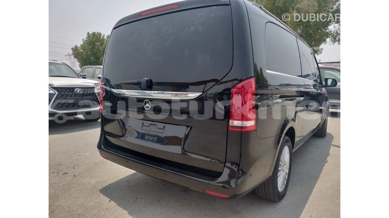 Big with watermark mercedes benz 250 ahal import dubai 1580