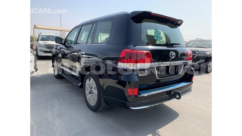 Big with watermark toyota land cruiser ahal import dubai 1581