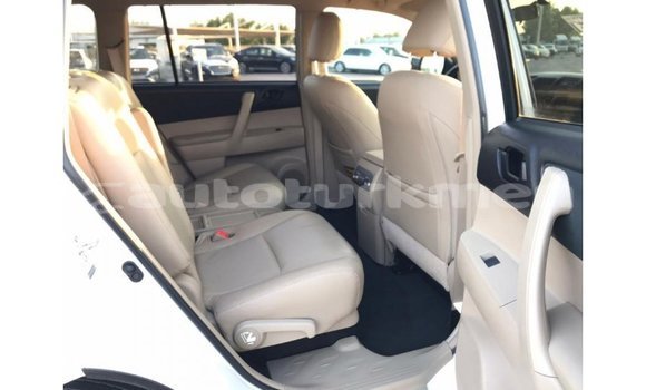 Buy Import Toyota Highlander White Car in Import - Dubai in Ahal Buy Import Toyota Highlander White Car in Import - Dubai in Ahal