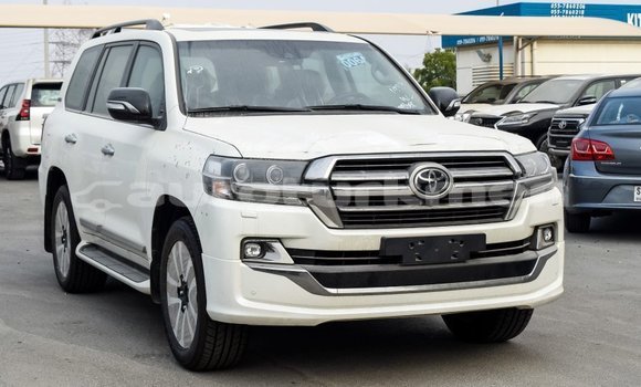 Buy Import Toyota Land Cruiser White Car in Import - Dubai in Ahal Buy Import Toyota Land Cruiser White Car in Import - Dubai in Ahal