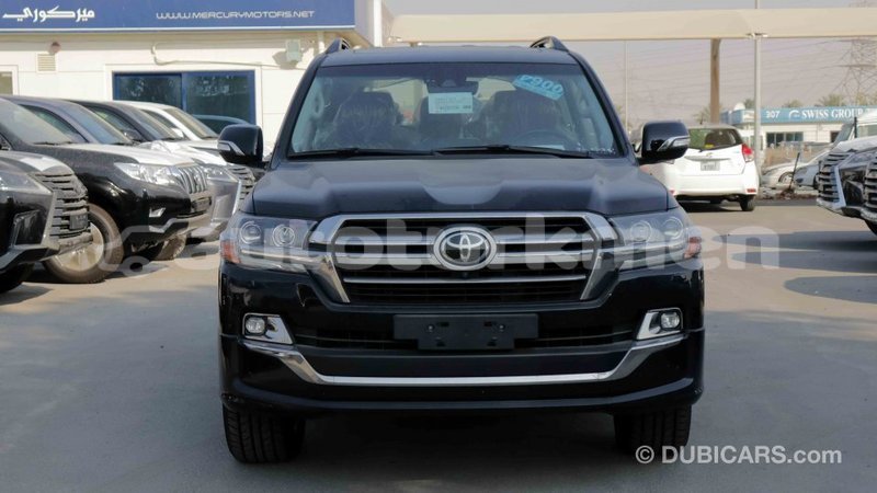 Big with watermark toyota land cruiser ahal import dubai 1590