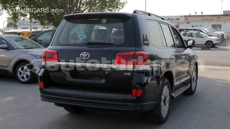 Big with watermark toyota land cruiser ahal import dubai 1590