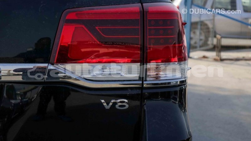 Big with watermark toyota land cruiser ahal import dubai 1593