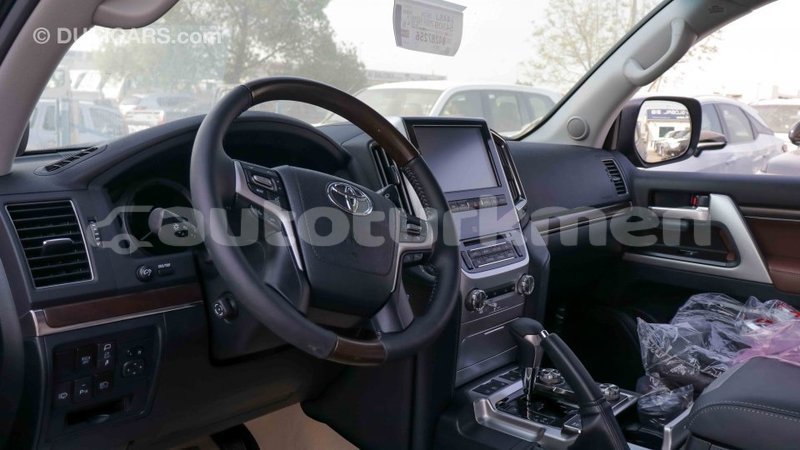 Big with watermark toyota land cruiser ahal import dubai 1593