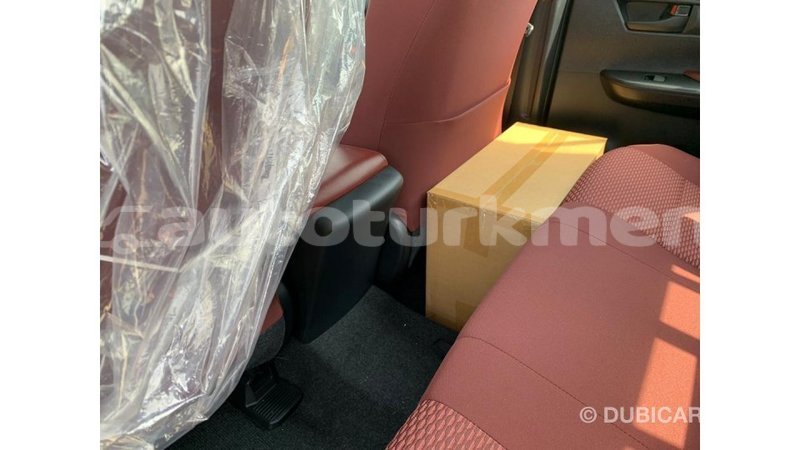 Big with watermark toyota hilux ahal import dubai 1612