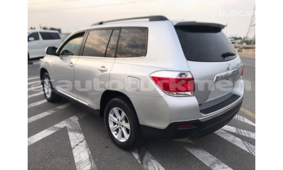 Buy Import Toyota Highlander Other Car in Import - Dubai in Ahal Buy Import Toyota Highlander Other Car in Import - Dubai in Ahal