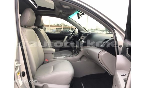 Buy Import Toyota Highlander Other Car in Import - Dubai in Ahal Buy Import Toyota Highlander Other Car in Import - Dubai in Ahal