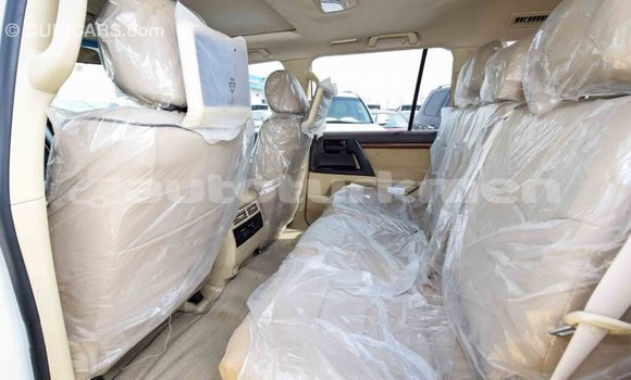 Buy Import Toyota Land Cruiser White Car in Import - Dubai in Ahal Buy Import Toyota Land Cruiser White Car in Import - Dubai in Ahal