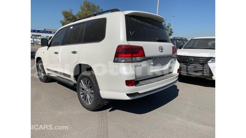 Big with watermark toyota land cruiser ahal import dubai 1625