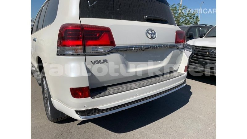 Big with watermark toyota land cruiser ahal import dubai 1625