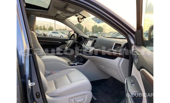 Buy Import Toyota Highlander Blue Car in Import - Dubai in Ahal Buy Import Toyota Highlander Blue Car in Import - Dubai in Ahal