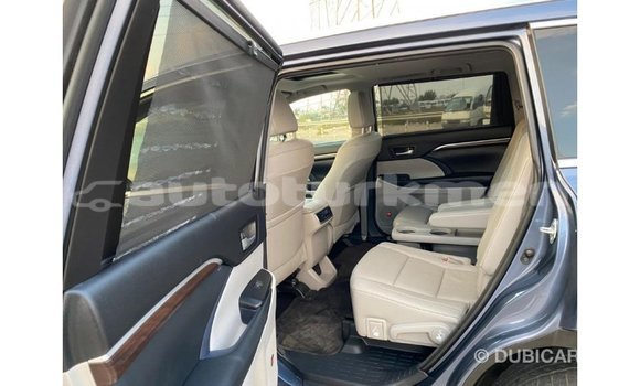 Buy Import Toyota Highlander Blue Car in Import - Dubai in Ahal Buy Import Toyota Highlander Blue Car in Import - Dubai in Ahal