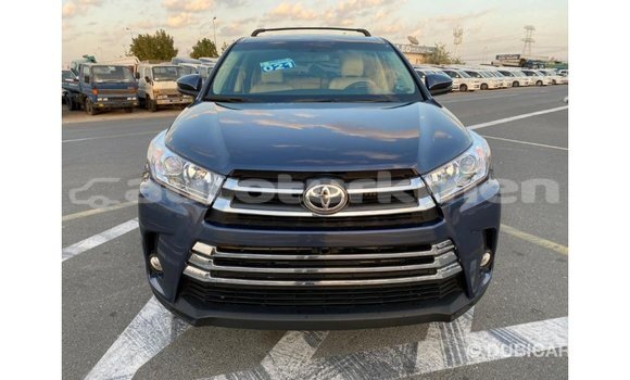 Buy Import Toyota Highlander Blue Car in Import - Dubai in Ahal Buy Import Toyota Highlander Blue Car in Import - Dubai in Ahal