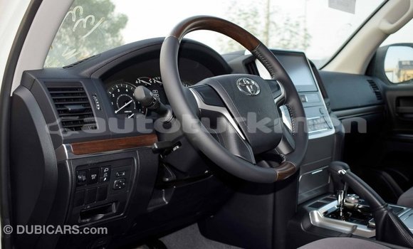 Buy Import Toyota Land Cruiser White Car in Import - Dubai in Ahal Buy Import Toyota Land Cruiser White Car in Import - Dubai in Ahal