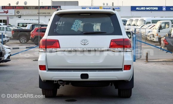 Buy Import Toyota Land Cruiser White Car in Import - Dubai in Ahal Buy Import Toyota Land Cruiser White Car in Import - Dubai in Ahal
