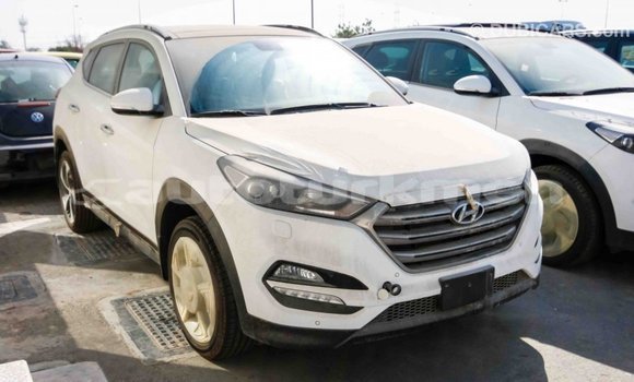 Buy Import Hyundai Tucson White Car in Import - Dubai in Ahal Buy Import Hyundai Tucson White Car in Import - Dubai in Ahal