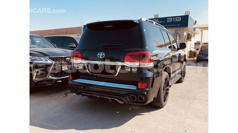 Big with watermark toyota land cruiser ahal import dubai 1661