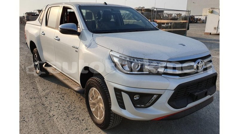 Big with watermark toyota hilux ahal import dubai 1668