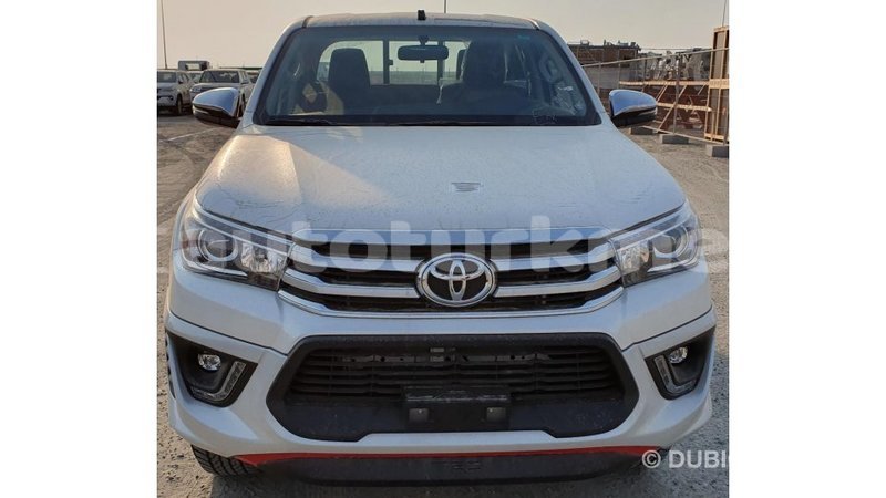 Big with watermark toyota hilux ahal import dubai 1668