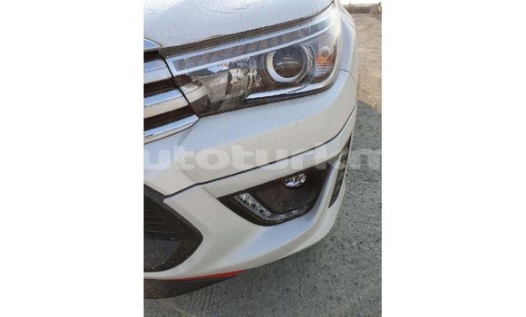 Buy Import Toyota Hilux White Car in Import - Dubai in Ahal Buy Import Toyota Hilux White Car in Import - Dubai in Ahal