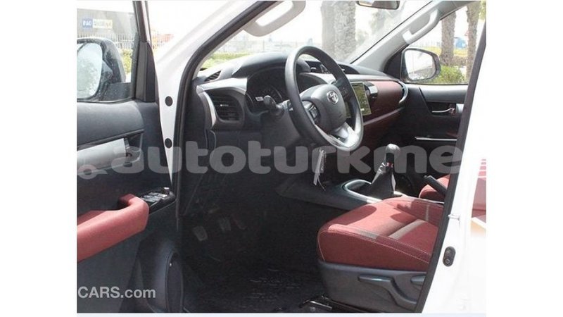 Big with watermark toyota hilux ahal import dubai 1670