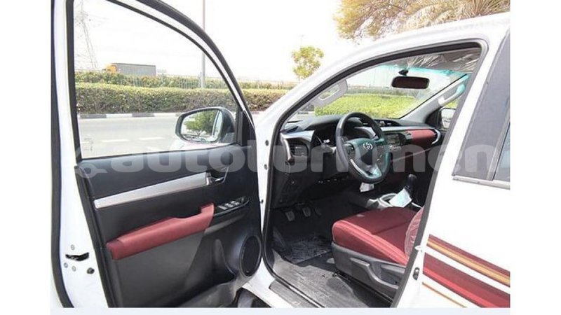 Big with watermark toyota hilux ahal import dubai 1670