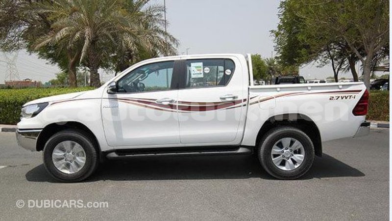 Big with watermark toyota hilux ahal import dubai 1670