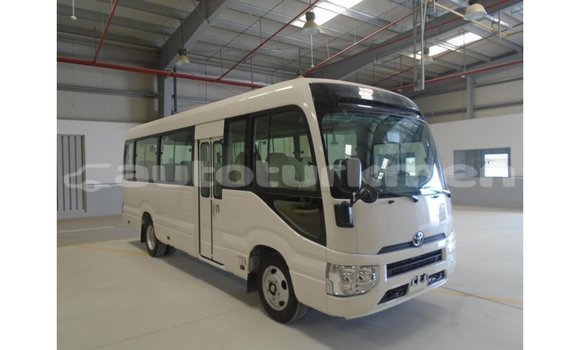 Buy Import Abarth 595 White Car in Import - Dubai in Ahal