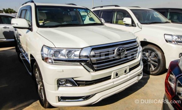 Buy Import Toyota Land Cruiser White Car in Import - Dubai in Ahal Buy Import Toyota Land Cruiser White Car in Import - Dubai in Ahal