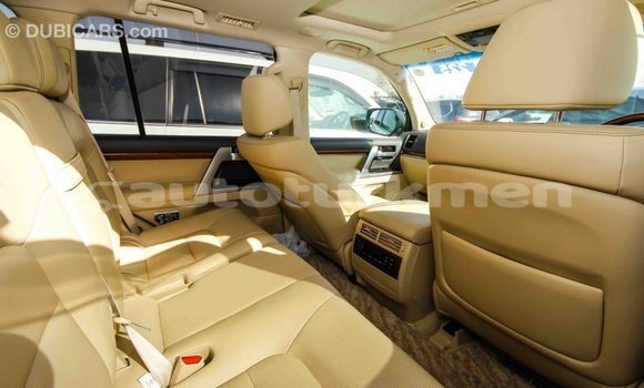 Buy Import Toyota Land Cruiser White Car in Import - Dubai in Ahal Buy Import Toyota Land Cruiser White Car in Import - Dubai in Ahal