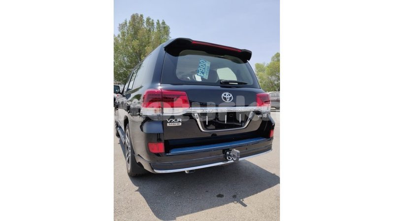 Big with watermark toyota land cruiser ahal import dubai 1691