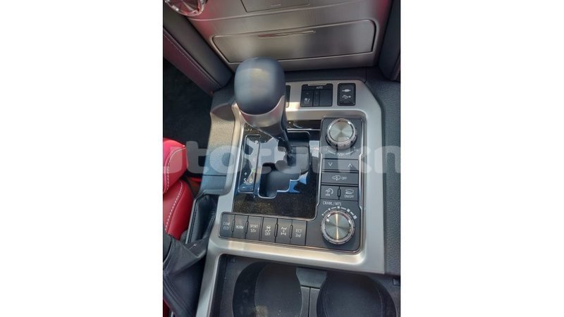 Big with watermark toyota land cruiser ahal import dubai 1691