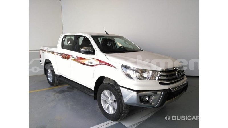 Big with watermark toyota hilux ahal import dubai 1704
