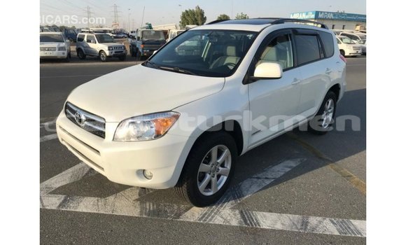 Buy Import Toyota 4Runner White Car in Import - Dubai in Ahal Buy Import Toyota 4Runner White Car in Import - Dubai in Ahal