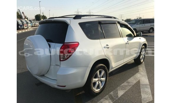 Buy Import Toyota 4Runner White Car in Import - Dubai in Ahal Buy Import Toyota 4Runner White Car in Import - Dubai in Ahal