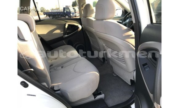 Buy Import Toyota 4Runner White Car in Import - Dubai in Ahal Buy Import Toyota 4Runner White Car in Import - Dubai in Ahal